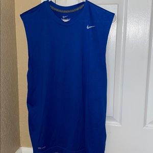 cut off workout shirt